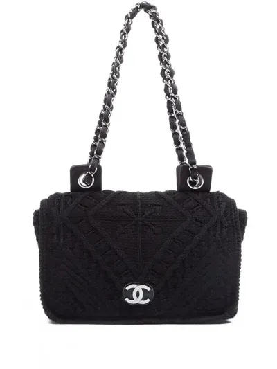 Pre-owned Chanel 2004 Cc Flap Shoulder Bag In Black