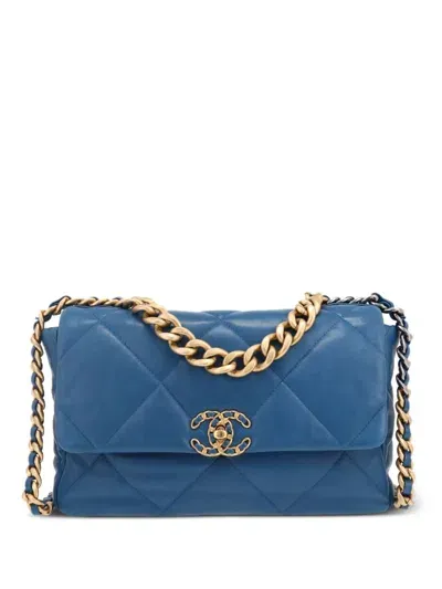 Pre-owned Chanel 2021 Large  19 Shoulder Bag In Blue