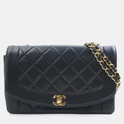 Pre-owned Chanel Black Gold Leather Diana Matelasse Shoulder Bag