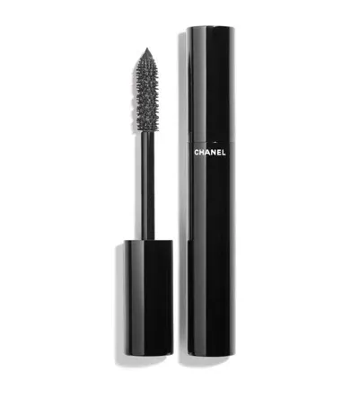 Chanel Le Volume De  Waterproof Mascara In Black