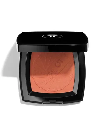 Chanel Les Tarots Matte Powder Blush In White