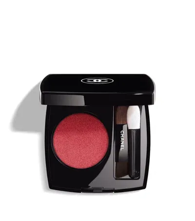 Chanel Ombre Essentielle Multi-use Longwearing Eyeshadow In White