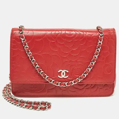 Pre-owned Chanel Red Leather Camellia Wallet On Chain