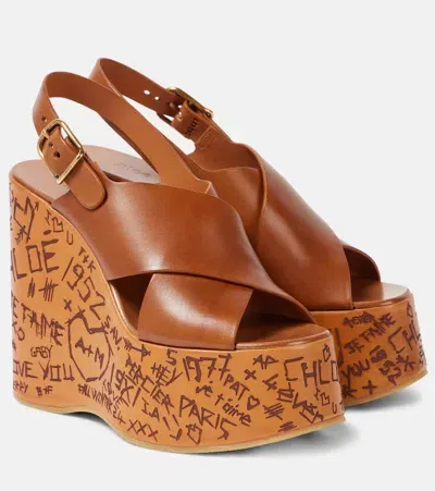 Chloé Maxime Leather Wedge Sandals In Brown