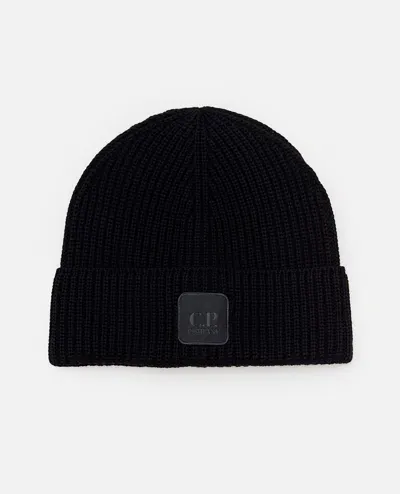 C.p. Company Metropolis Series Extra Fine Merino Wool Logo Beanie In Black