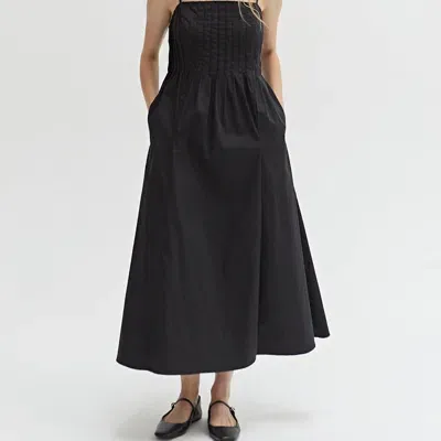 Crescent Rhea Pleated Midi Dress In Black