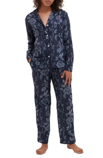 Desmond & Dempsey Long Sleeve Cotton Pajamas In Dorothea Navy