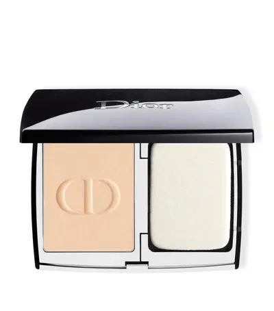 Dior Forever Natural Velvet Compact Foundation In White