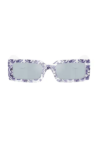 Dolce & Gabbana Rectangular Sunglasses In Blue