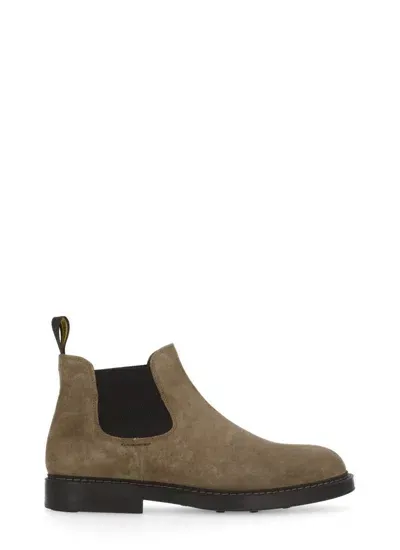 Doucal's Boots In Beige