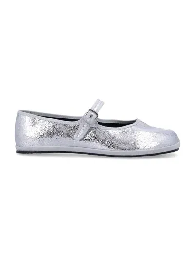 Drogheria Crivellini Fu-tabi Laminated Leather Flat Shoes In Silver