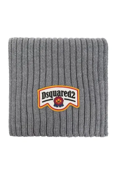 Dsquared2 Logo Patch Knitted Scarf In Grey