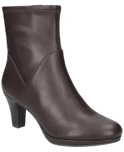 Easy Street Women's Solana Platform Boots In Brown