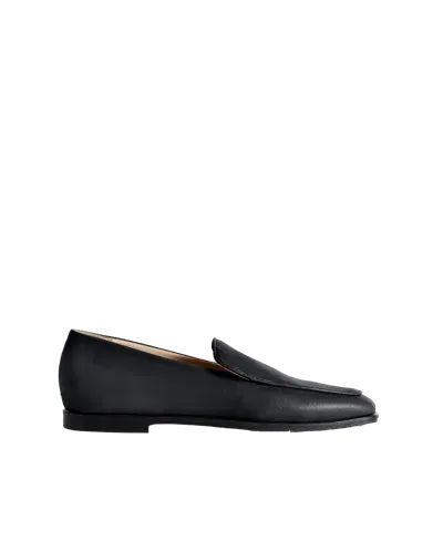 Essen The Modern Moccasin In Black