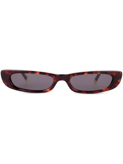 Estilé Needle Turty Sunglasses In Brown