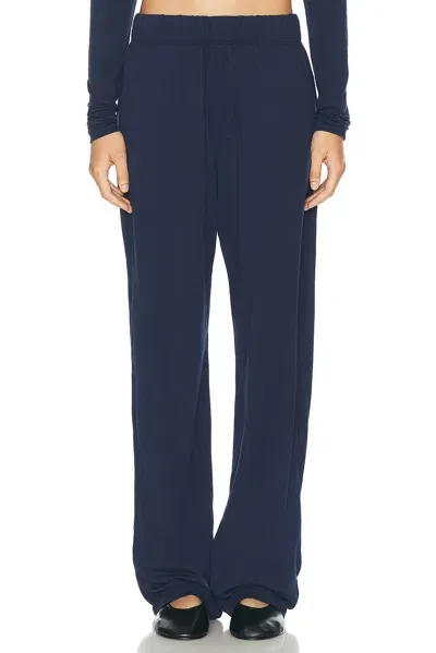 Éterne Lounge Pant In Navy