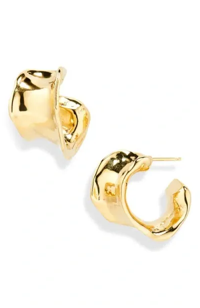 Faris Calamari Hoop Earrings In Gold