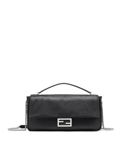 Fendi Baguette Chain Large In Black