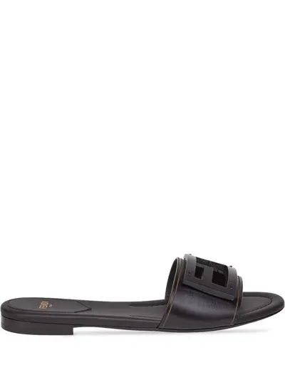 Fendi Baguette Leather Slides In Black