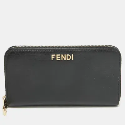 Pre-owned Fendi Black Leather Logo Zip Around Continental Wallet