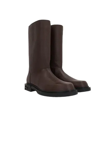 Fendi Boots In Brown