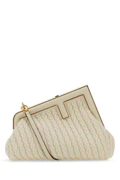 Fendi Clutch In Grezzowhiteos