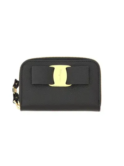 Ferragamo Card Holder Vara In Black