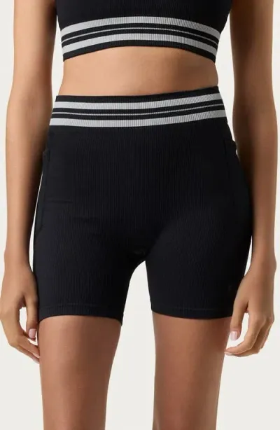 Fila Lucky Ace Seamless High Waist Pocket Bike Shorts In Black/grey