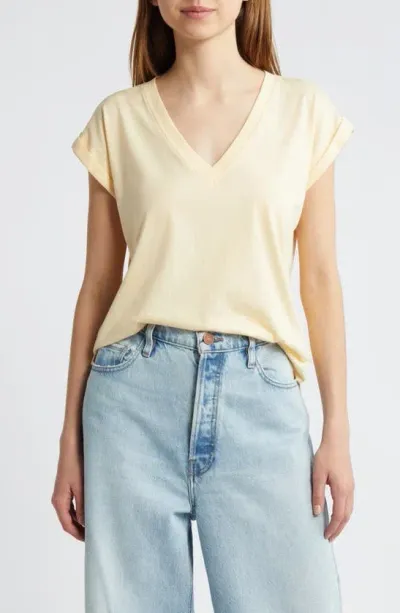 Frame Easy V-neck Tee In Canary