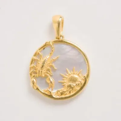 Freya Rose Zodiac Pendant In Gold