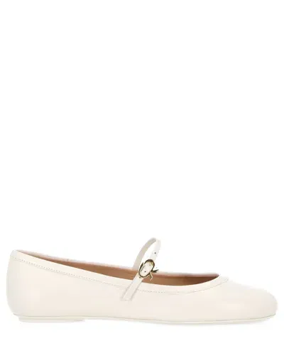 Gianvito Rossi Ballet Flats In White