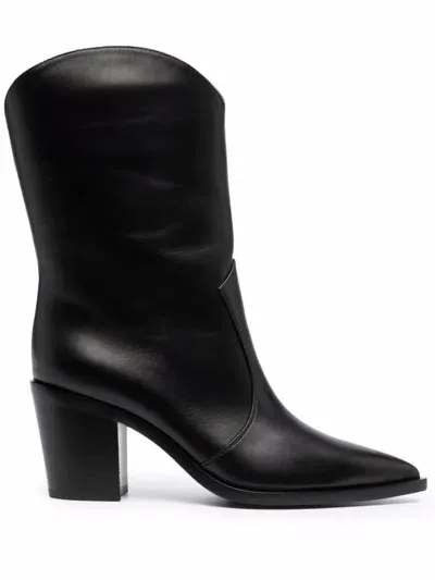 Gianvito Rossi Boots In Black