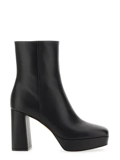 Gianvito Rossi Boots In Black