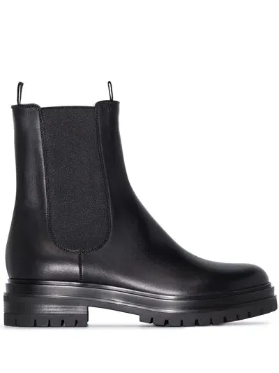 Gianvito Rossi Chelsea Chester Boots In Black