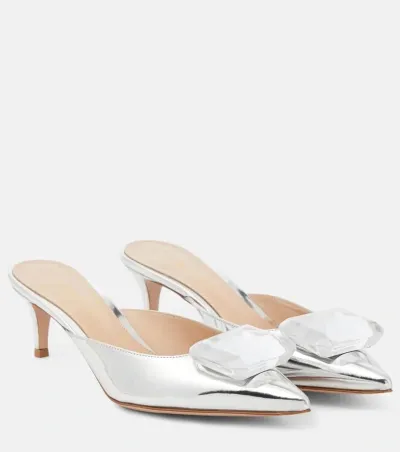 Gianvito Rossi Jaipur 55 Metallic Leather Mule In Silber