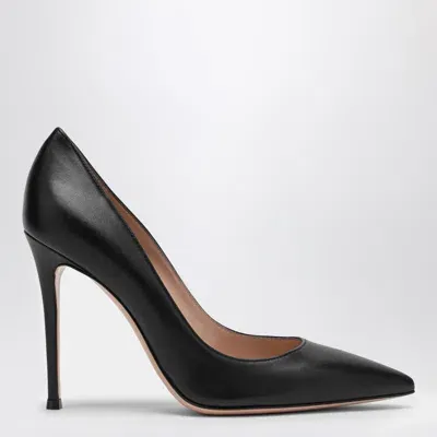 Gianvito Rossi Pumps In Black