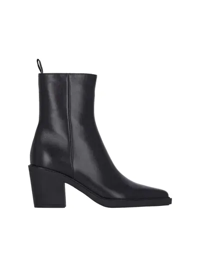 Gianvito Rossi Western Ankle Boots In Black