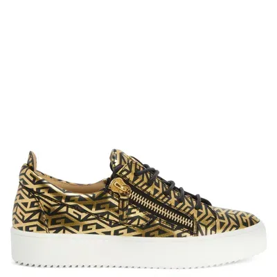 Giuseppe Zanotti Gail Monogram-print Low-top Sneakers In Brown