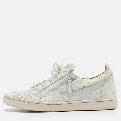 Pre-owned Giuseppe Zanotti White Python Embossed Leather Low Top Sneakers Size 40