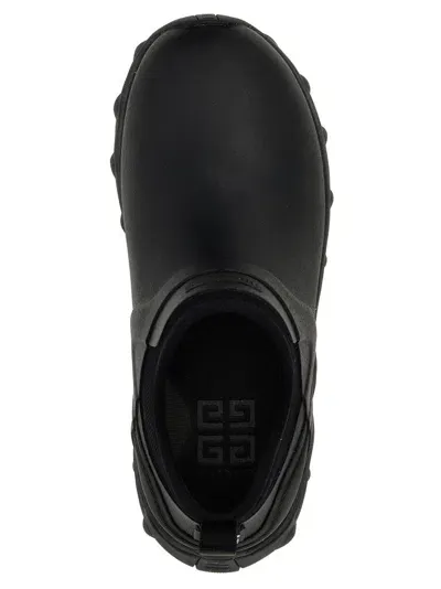 Givenchy Bogs Low Ankle Boots In Black