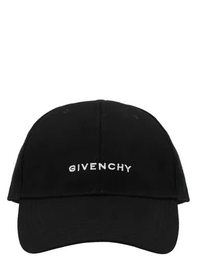 Givenchy 'curved' Cap In 黑色的