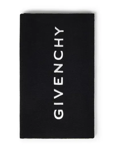 Givenchy Scarf In Black