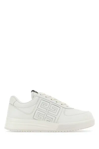 Givenchy Sneakers In 100