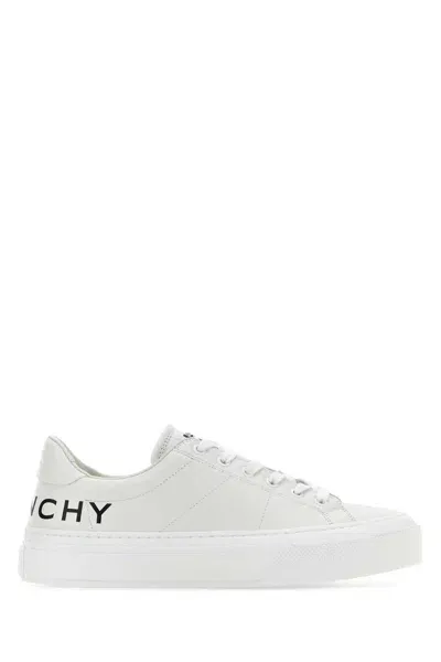 Givenchy Sneakers-39 Nd  Female In White