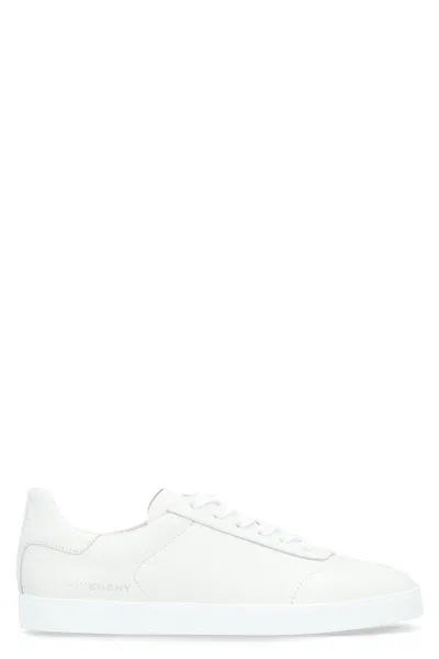 Givenchy Town Leather Low-top Sneakers In White