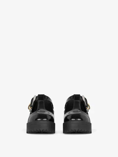 Givenchy Voyou Babies Pumps In Leather In Black