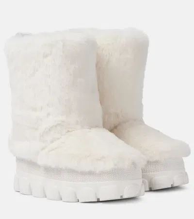 Goldbergh Fun Faux Fur Snow Boots In White