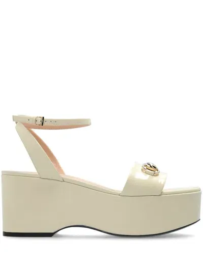 Gucci Damensandale Mit Plateausohle Und Horsebit In White