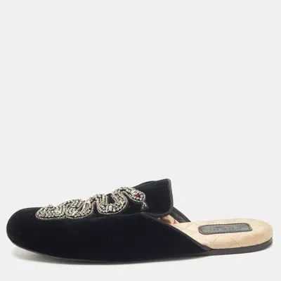 Pre-owned Gucci Black Velvet Crystal Embellished Snake Flat Mules Size 38