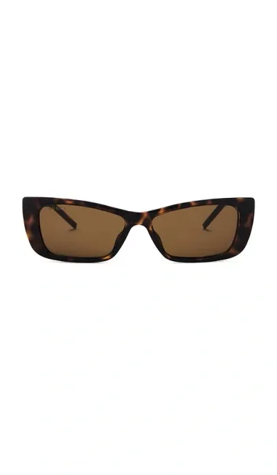 Gucci G String Sunglasses In Multi